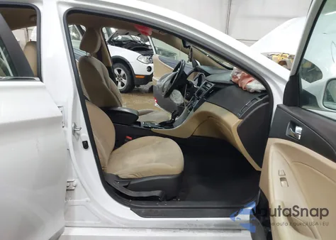 2014 Hyundai Sonata Gls z USA, uszkodzony, nr VIN 5NPEB4AC5EH826403